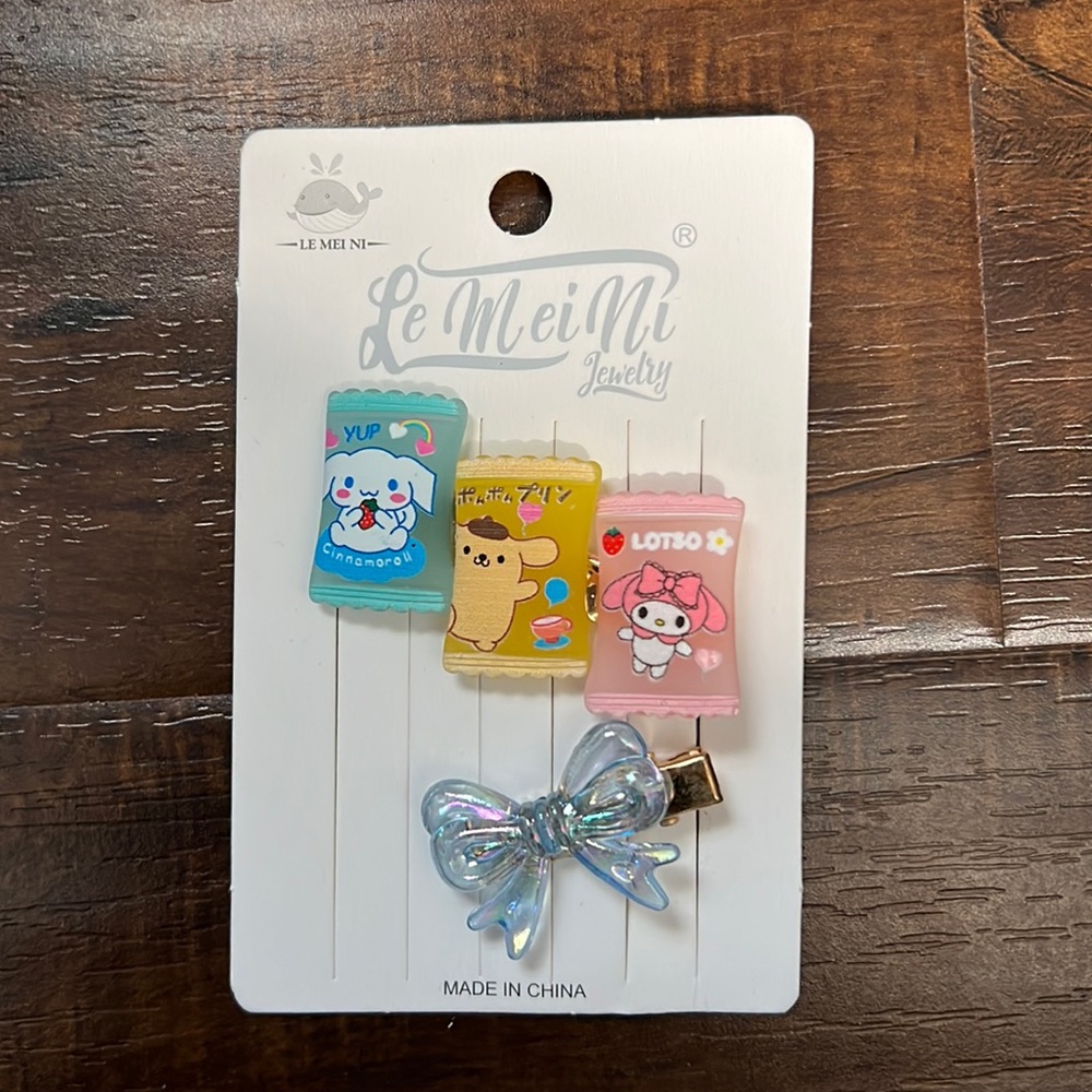 NWT Sanrio Hair Clips!